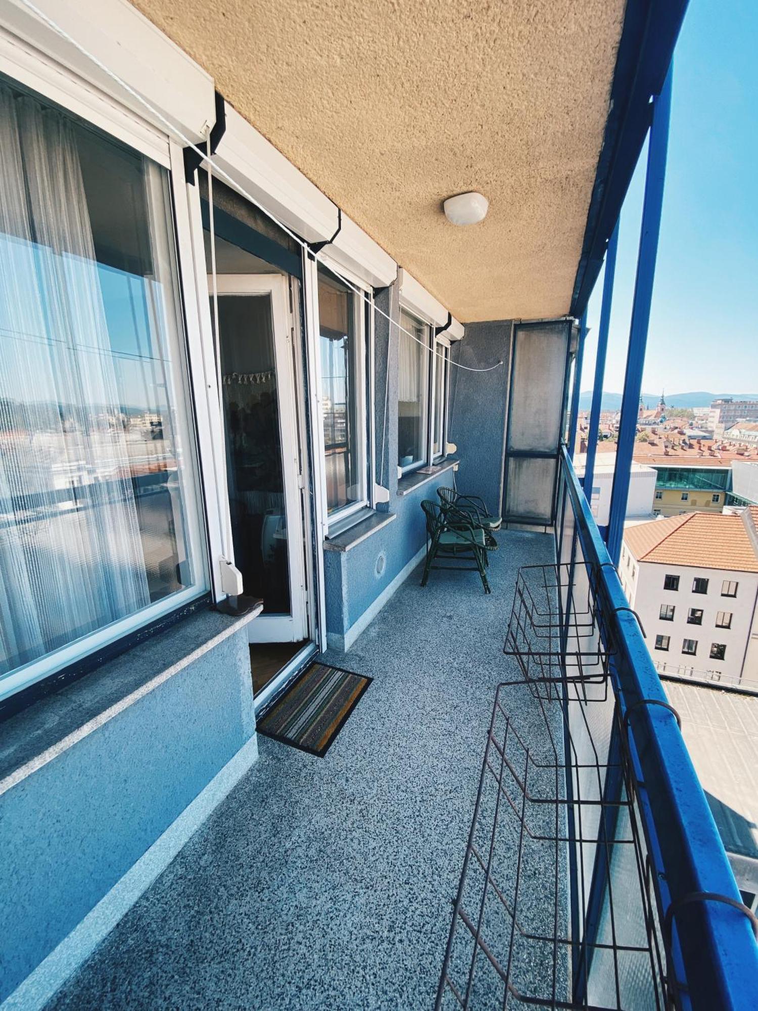 Appartement Ljubljana Center With A Castle View, Parking Extérieur photo